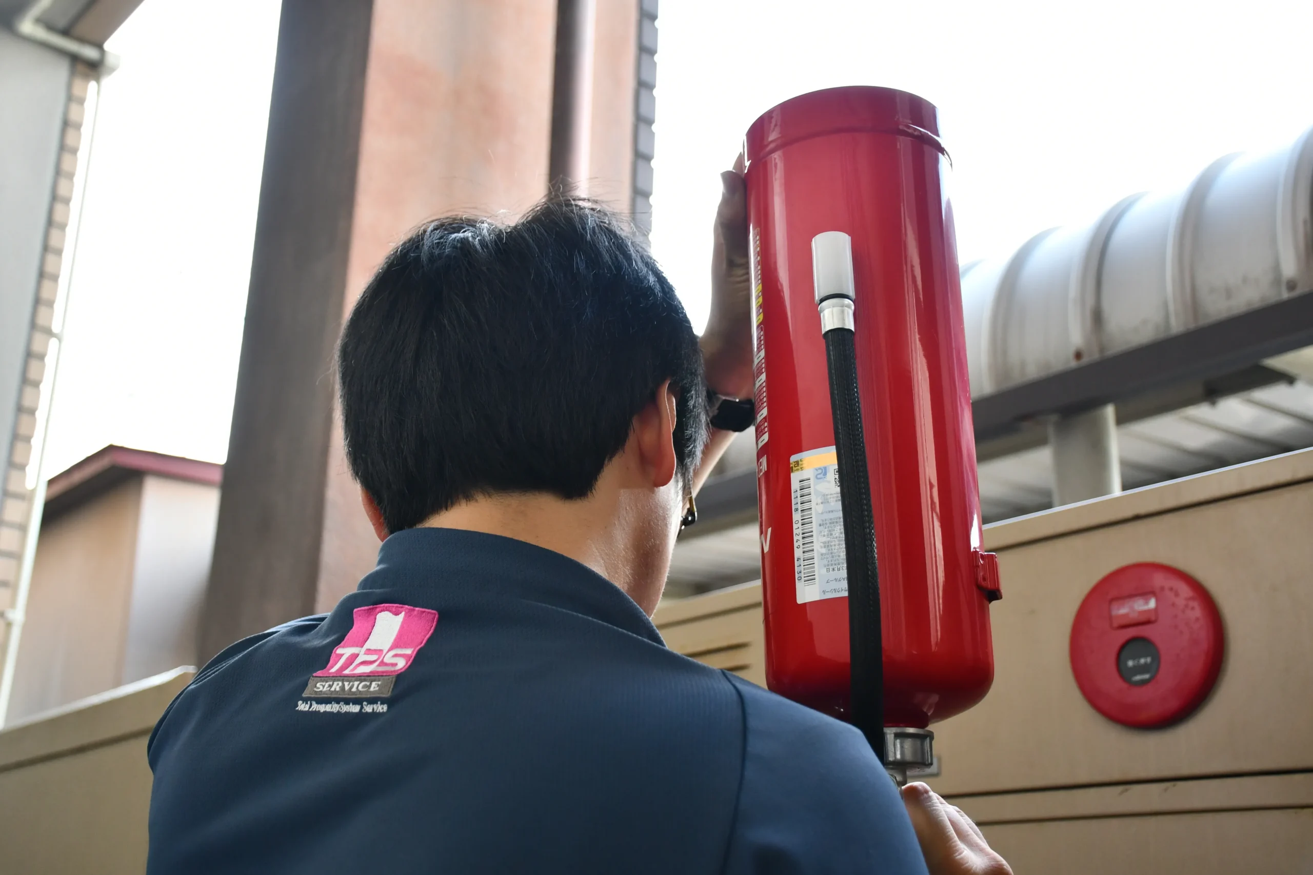 ヘルメットや保護具などの点検作業用具